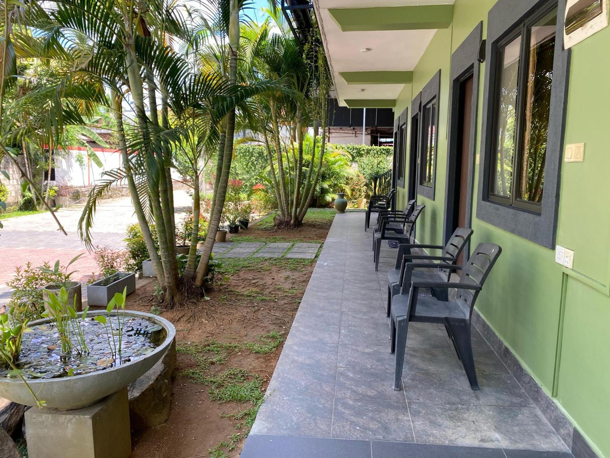 The Paramount Lodge Polonnaruwa Dış mekan fotoğraf